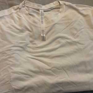 Lululemon Medium White 5 year tee